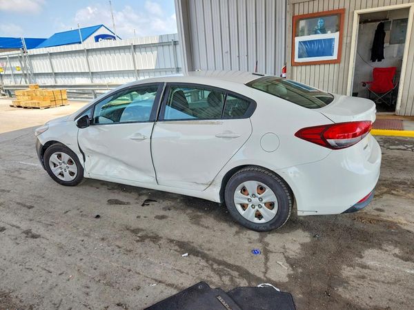 2017 KIA FORTE LX Base