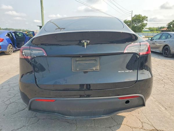 2020 TESLA MODEL Y