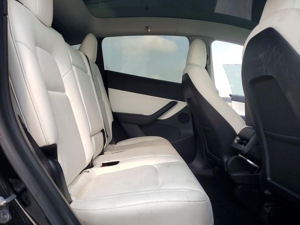 2020 TESLA MODEL Y