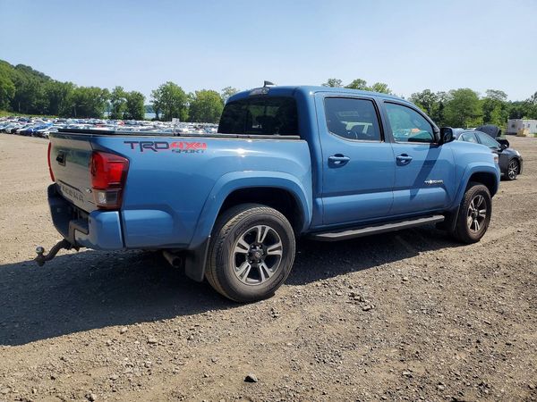 2019 TOYOTA TACOMA SR5