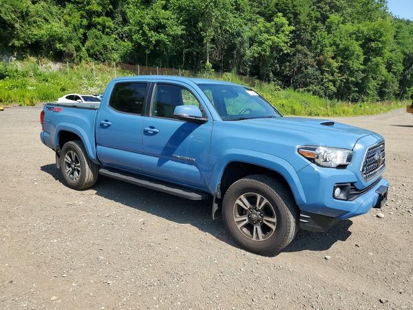 2019 TOYOTA TACOMA SR5