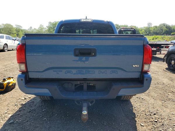 2019 TOYOTA TACOMA SR5