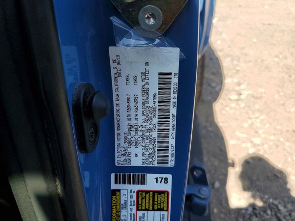 2019 TOYOTA TACOMA SR5