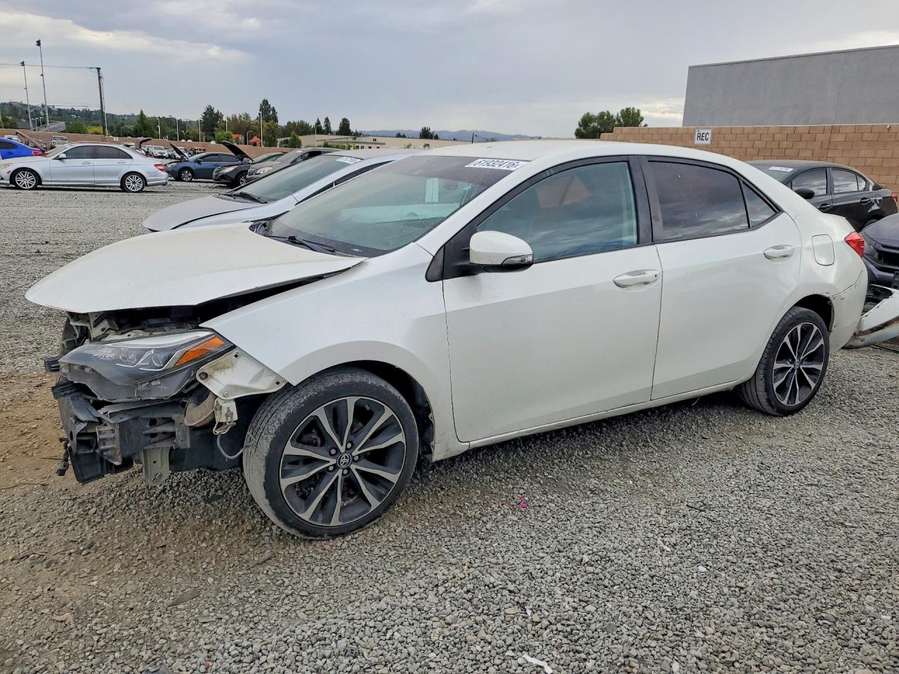 2017 TOYOTA COROLLA