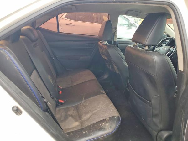 2017 TOYOTA COROLLA