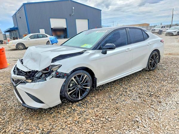 2019 TOYOTA CAMRY XSE