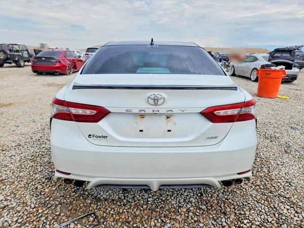 2019 TOYOTA CAMRY XSE