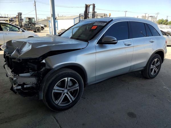 2016 MERCEDES-BENZ GLC