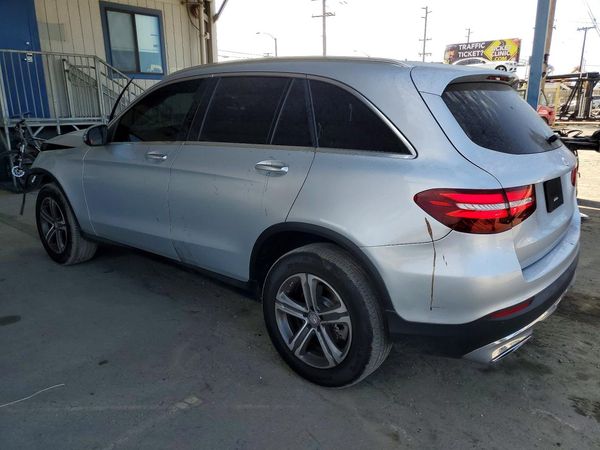 2016 MERCEDES-BENZ GLC
