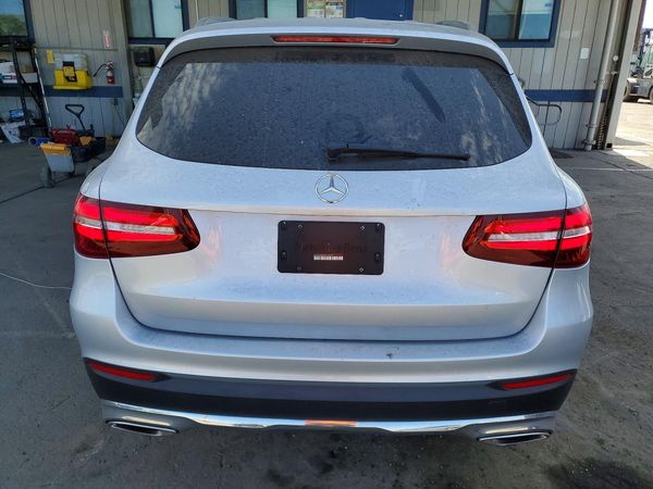 2016 MERCEDES-BENZ GLC