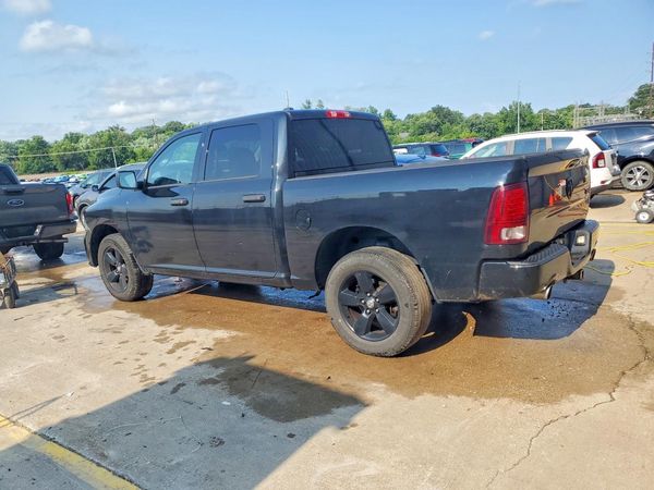 2014 RAM 1500 ST