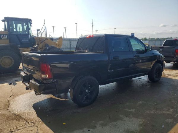 2014 RAM 1500 ST