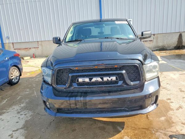 2014 RAM 1500 ST