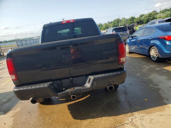 2014 RAM 1500 ST