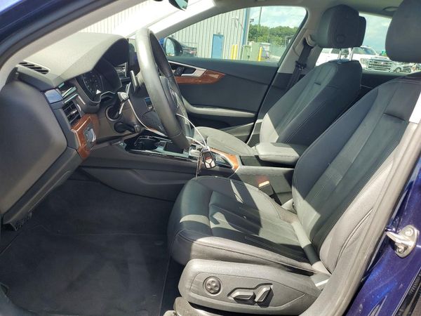 2022 AUDI A4 quattro Premium