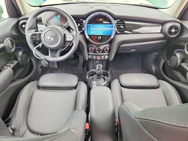 2024 MINI COOPER