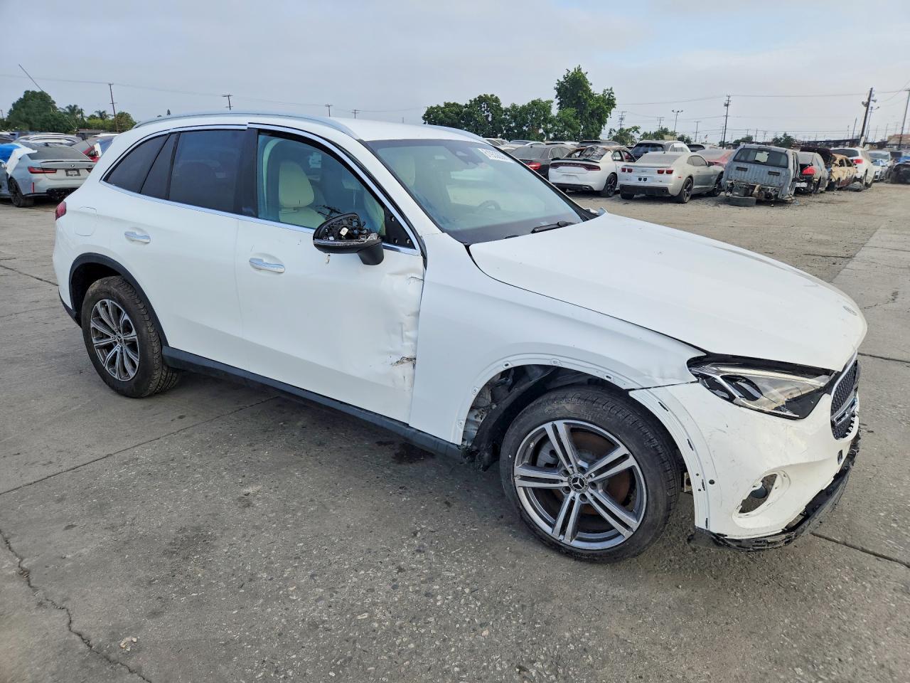 2024 MERCEDES-BENZ GLC