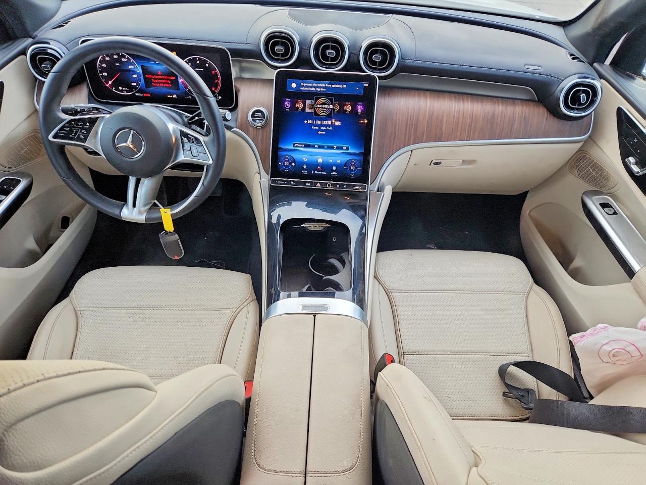 2024 MERCEDES-BENZ GLC