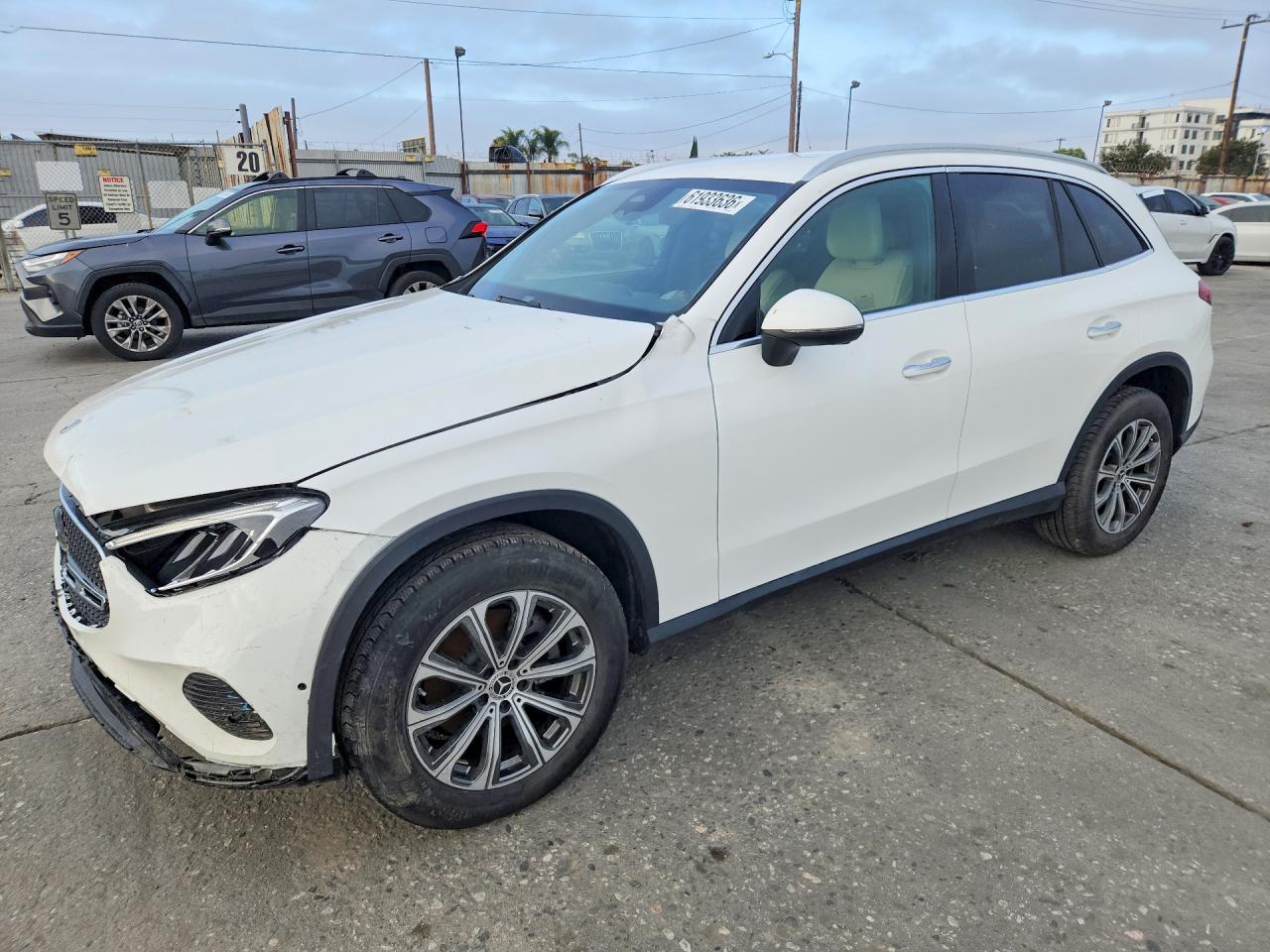 2024 MERCEDES-BENZ GLC