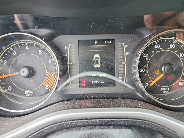 2015 JEEP CHEROKEE LATITUDE 4X4