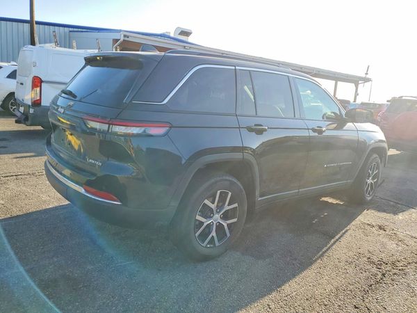 2024 JEEP GRAND CHEROKEE