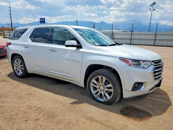 2019 CHEVROLET TRAVERSE High Country / RS