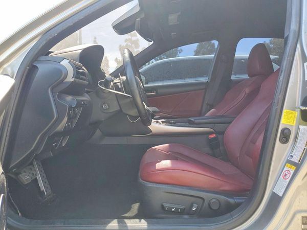 2018 LEXUS IS