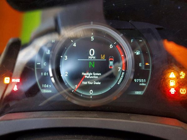2018 LEXUS IS