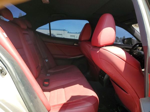 2018 LEXUS IS