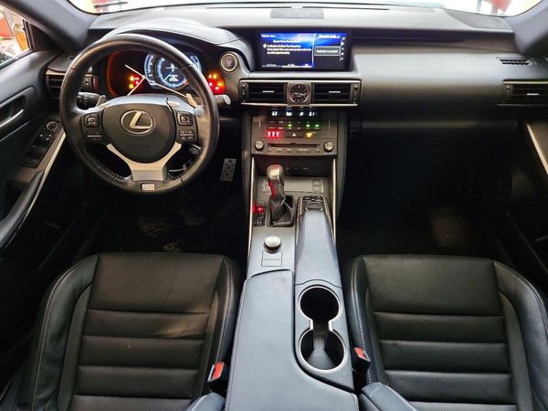 2020 LEXUS IS 300 F Sport