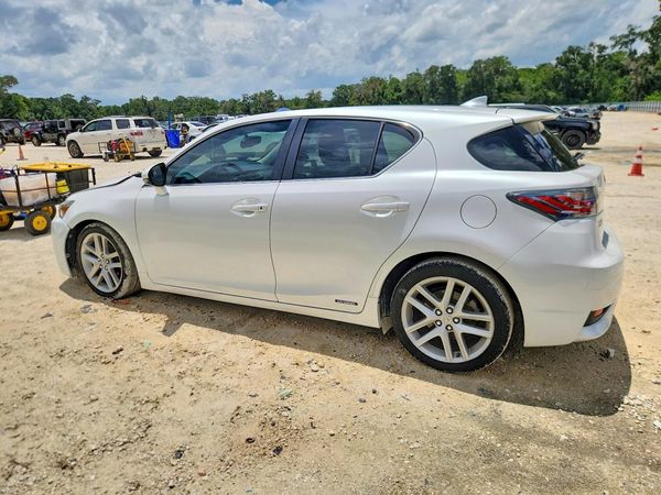 2015 LEXUS CT 200h