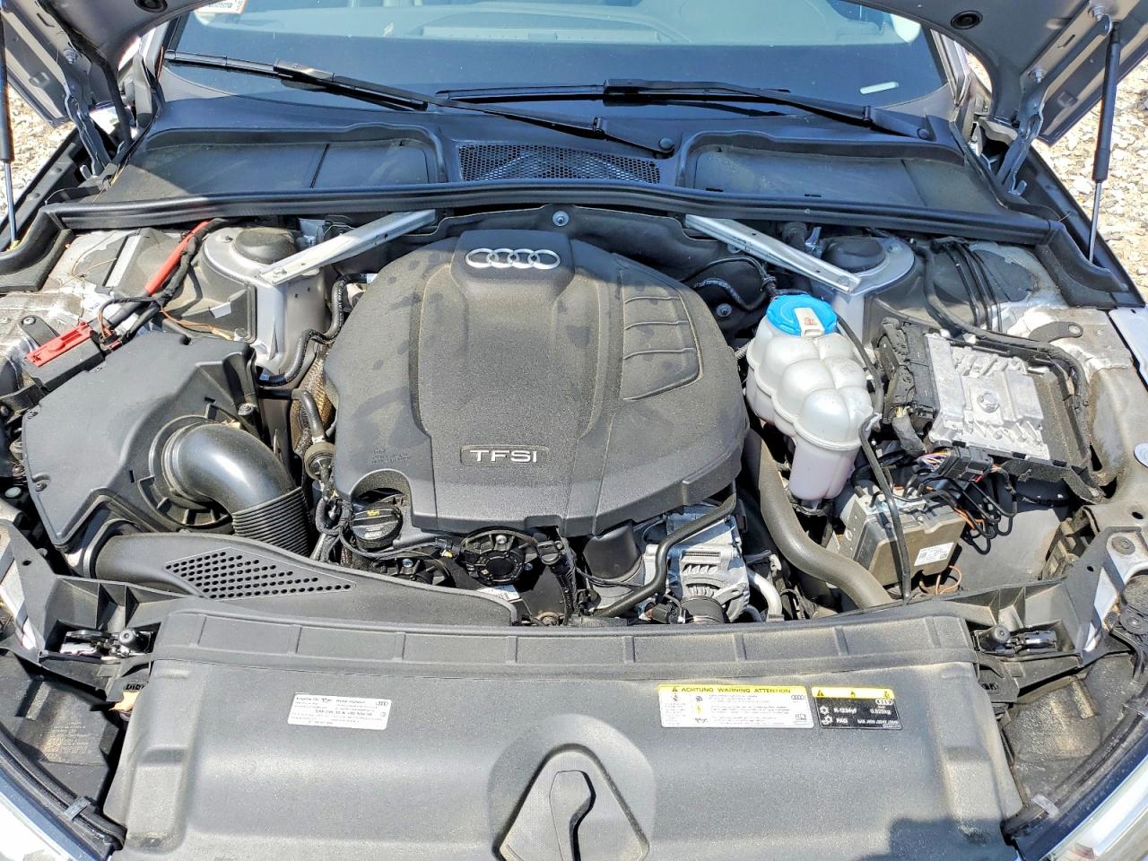 2019 AUDI A4 quattro Premium Plus