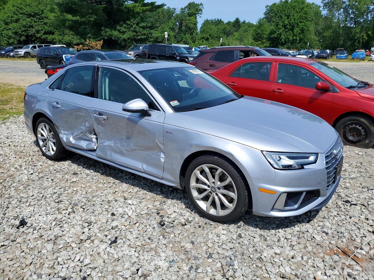 2019 AUDI A4 quattro Premium Plus