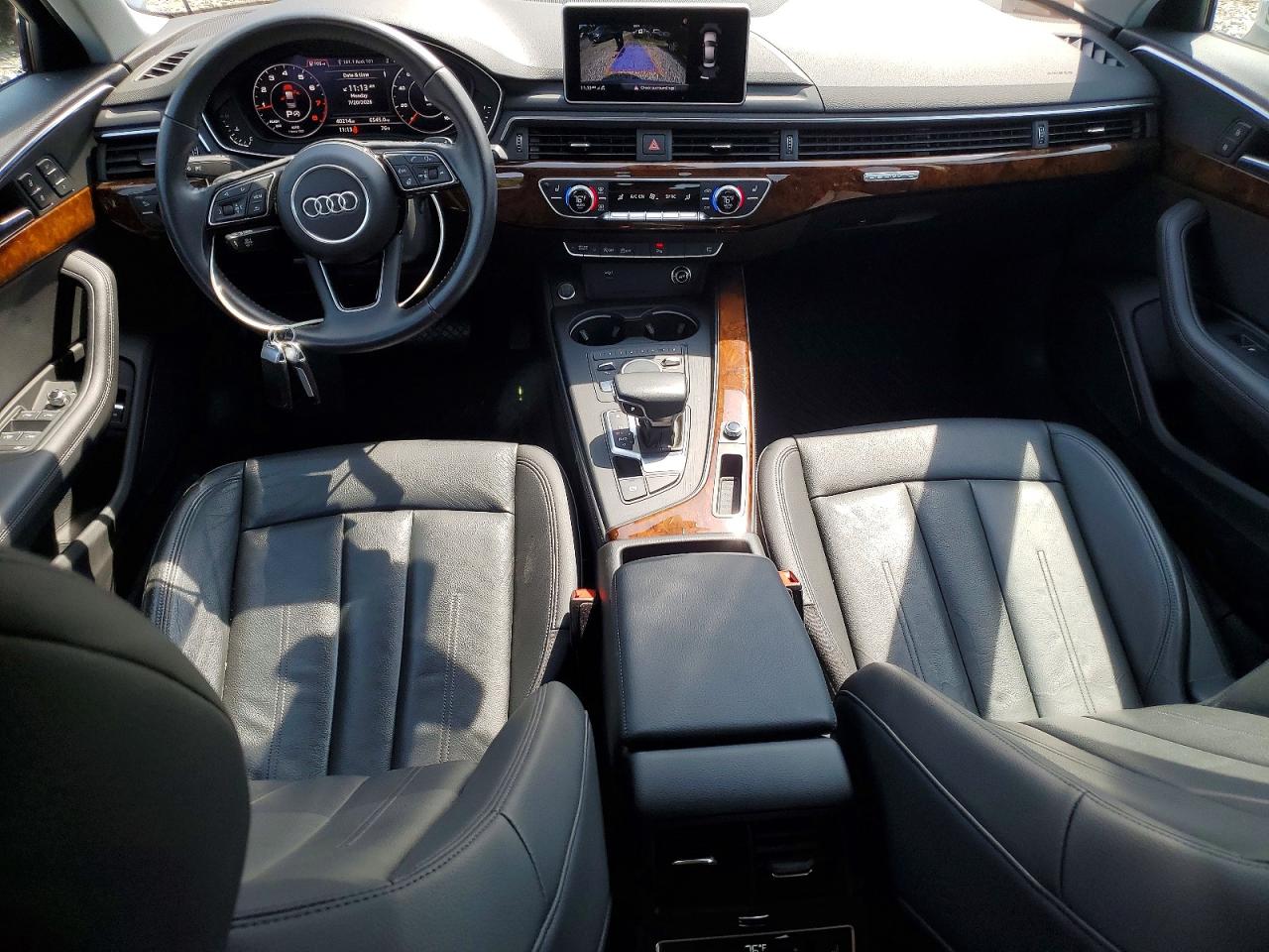 2019 AUDI A4 quattro Premium Plus