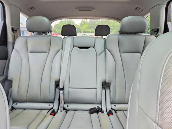 2017 AUDI Q7 quattro Premium Plus