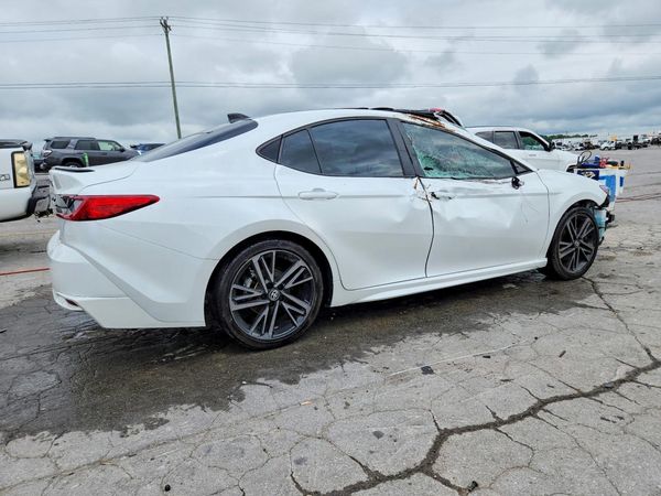 2025 TOYOTA CAMRY