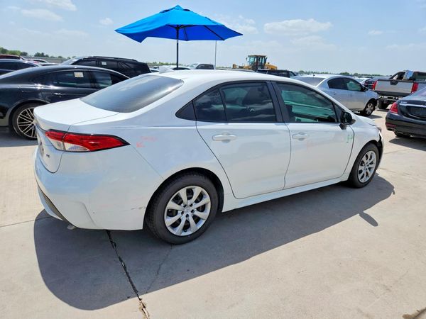 2022 TOYOTA COROLLA