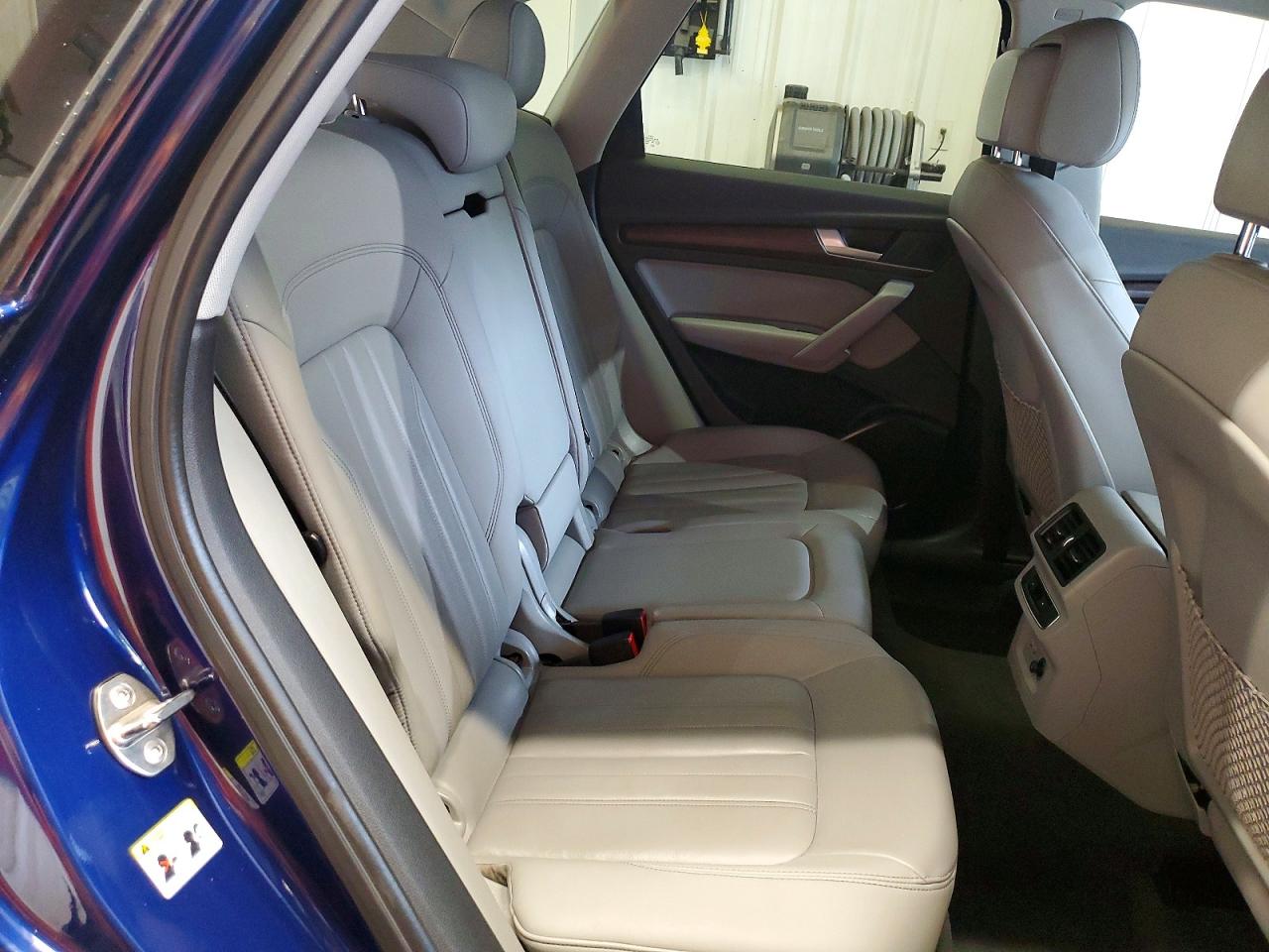 2021 AUDI Q5 quattro Premium