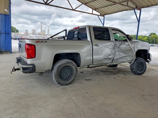 2017 CHEVROLET SILVERADO LTZ