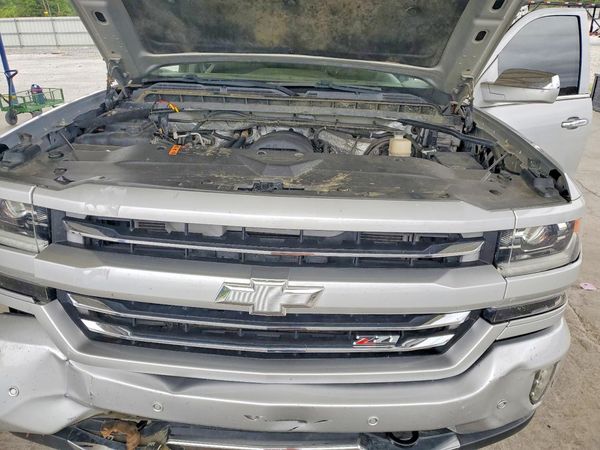 2017 CHEVROLET SILVERADO LTZ