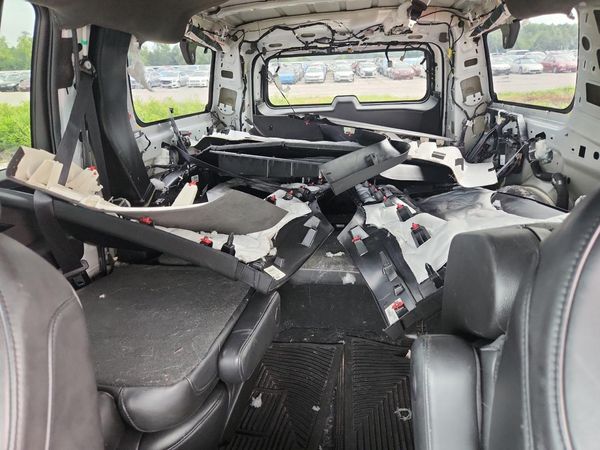 2018 CADILLAC ESCALADE ESV Platinum