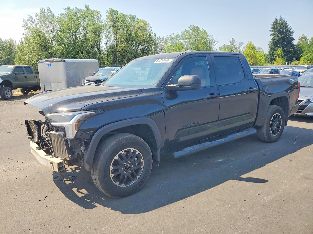 2025 TOYOTA TUNDRA SR5