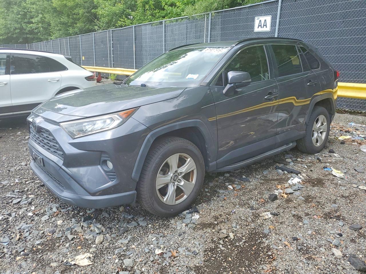 2019 TOYOTA RAV4