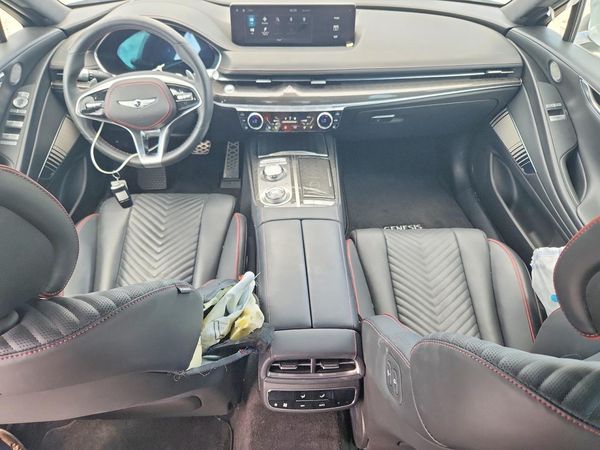 2024 GENESIS G80