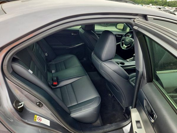 2015 LEXUS IS