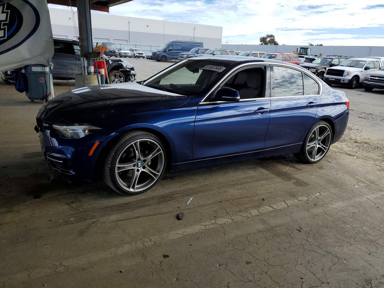 2017 BMW 330