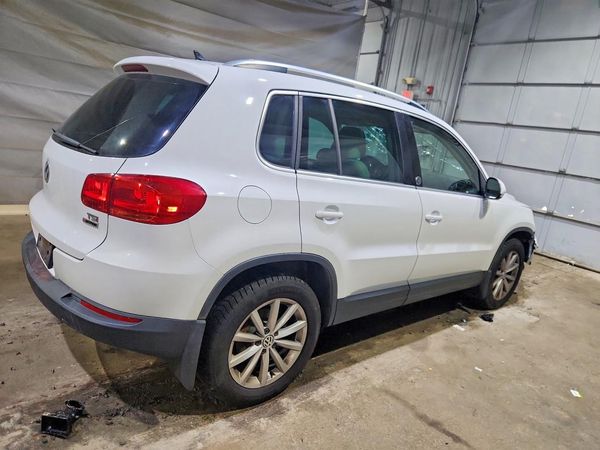 2017 VOLKSWAGEN TIGUAN Wolfsburg 4Motion