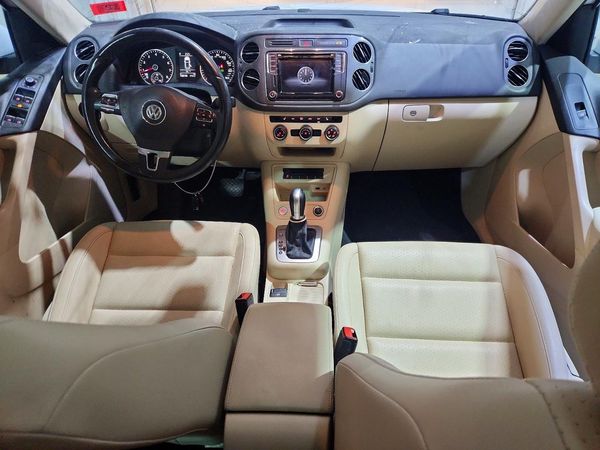 2017 VOLKSWAGEN TIGUAN Wolfsburg 4Motion