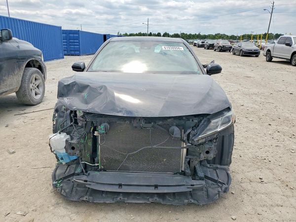 2020 TOYOTA CAMRY