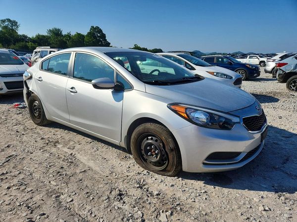 2016 KIA FORTE GL (Middle-Low Grade)
